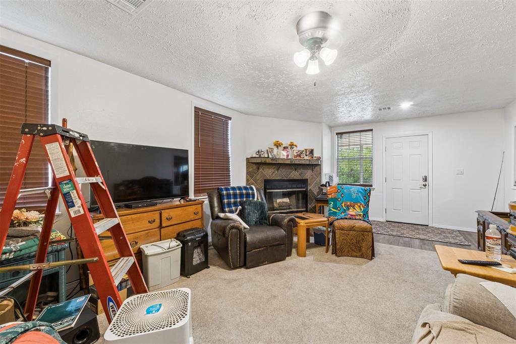 1602 W Oklahoma Avenue Property Photo 5