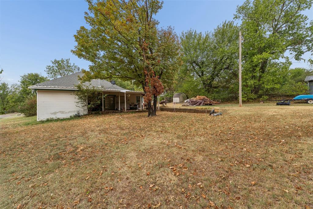 1602 W Oklahoma Avenue Property Photo 21