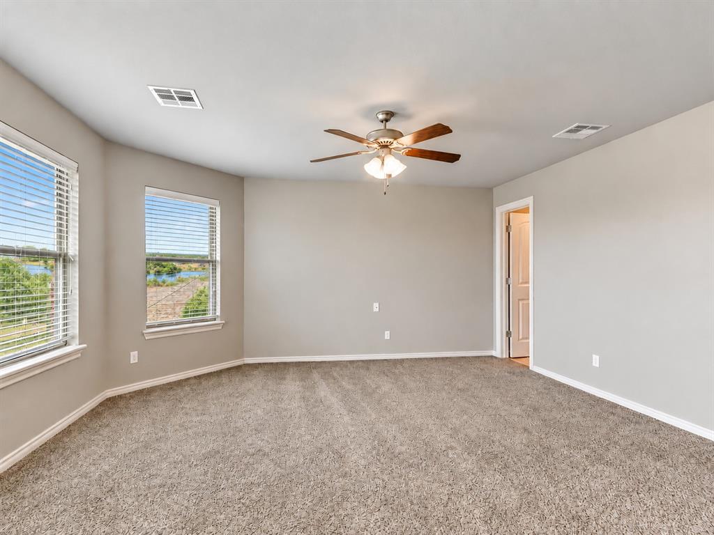 921 Siena Springs Drive Property Photo 32