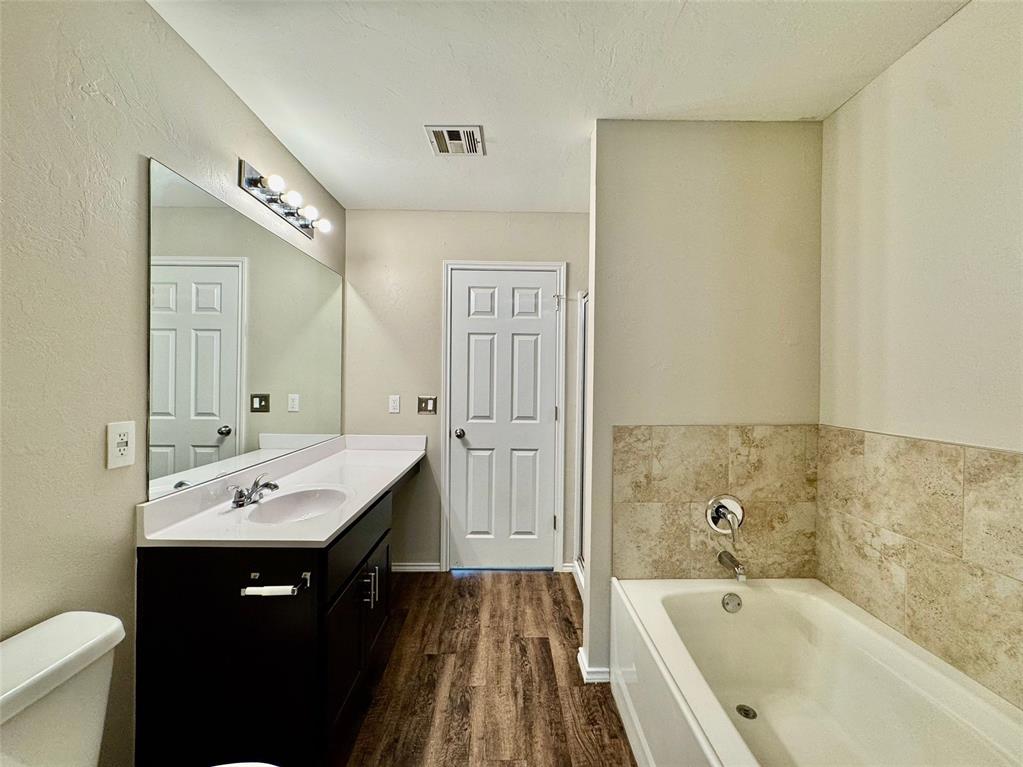 10708 Sw 23rd Terrace Property Photo 27