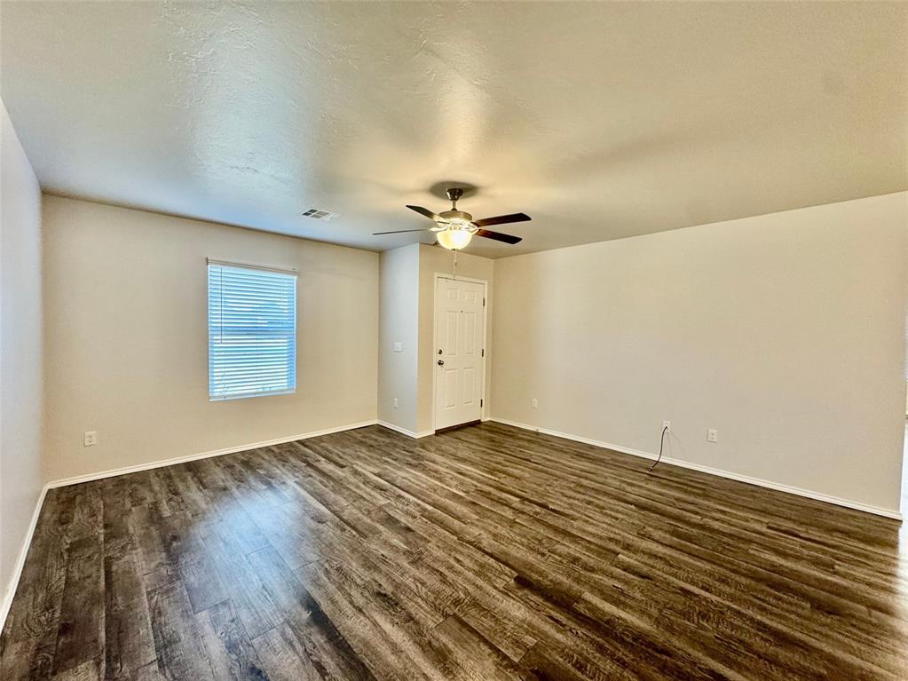 10612 Sw 22nd Street Property Photo 4