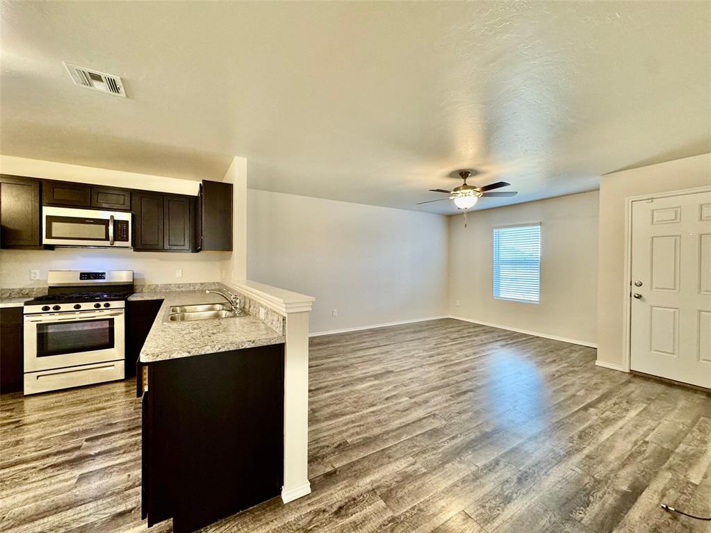 10612 Sw 22nd Street Property Photo 12
