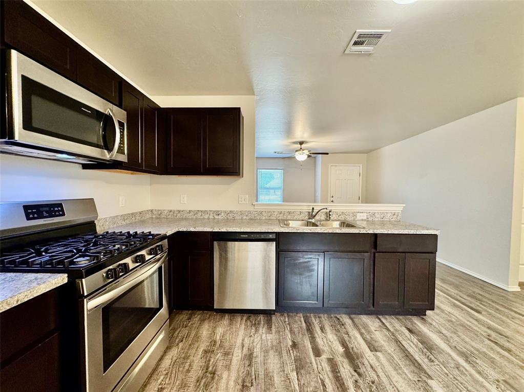 10612 Sw 22nd Street Property Photo 13