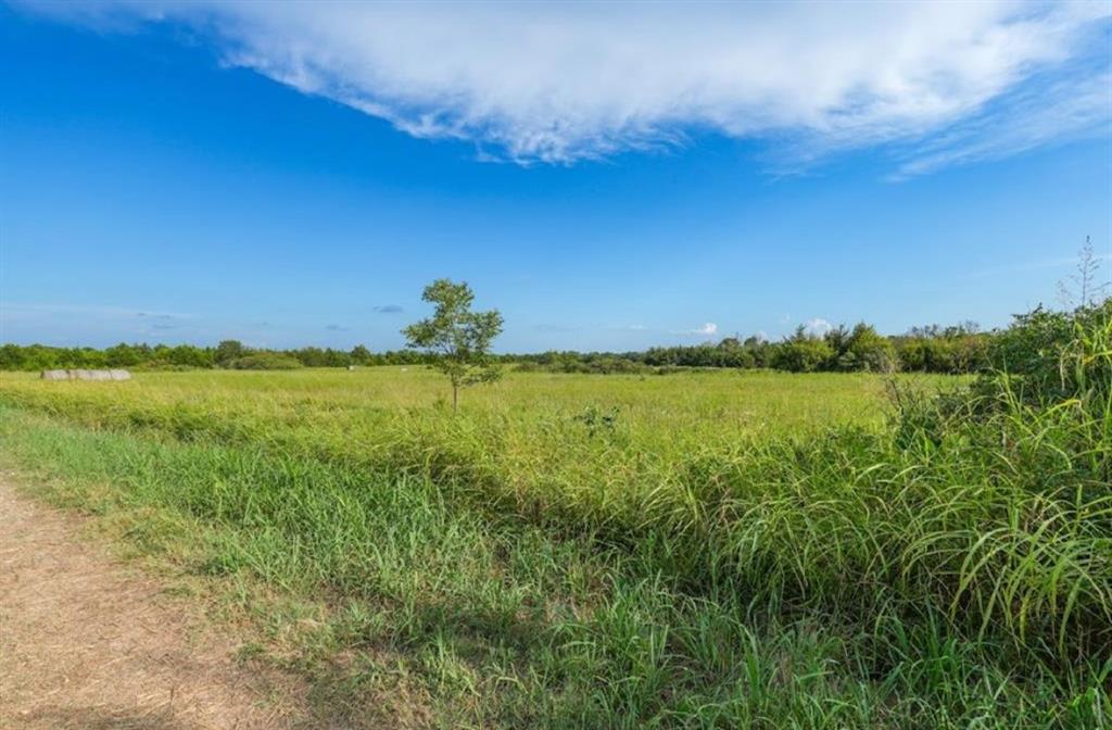 00 Sharon North 24.3 Acres Road Property Photo 32