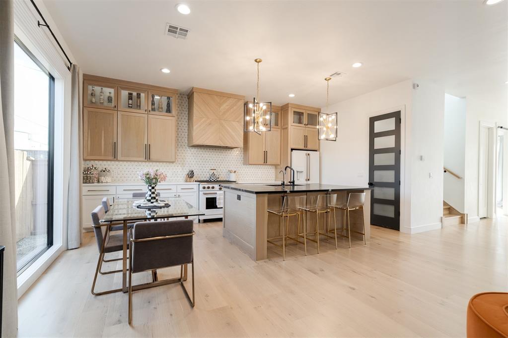 1127 Nw 56th Street B Property Photo 16