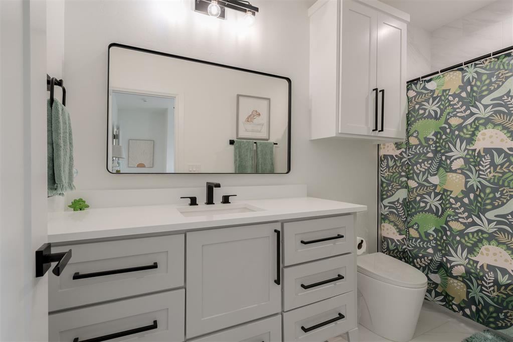 1127 Nw 56th Street B Property Photo 42