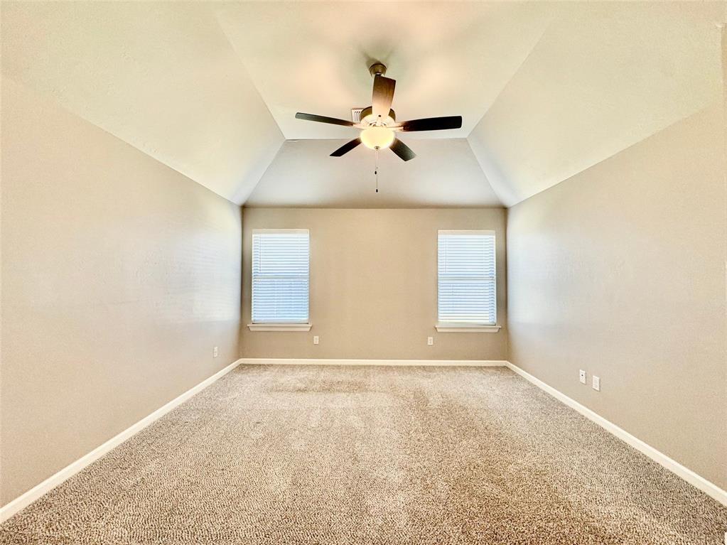 9101 Nw 124th Street Property Photo 24