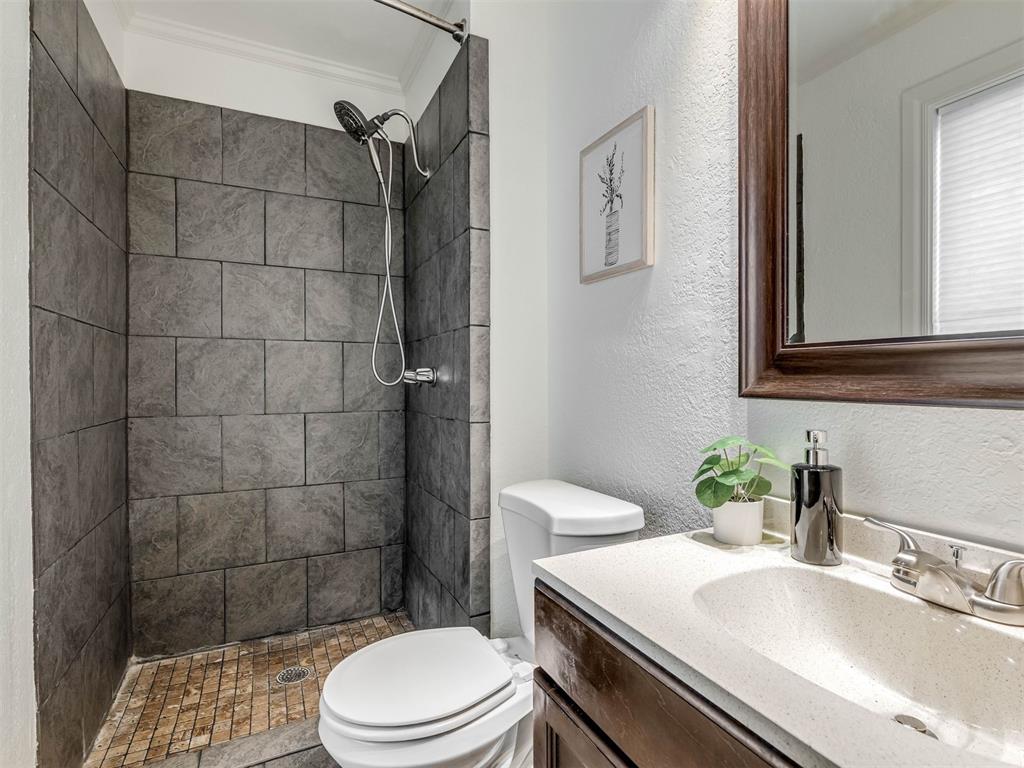 12317 Newgate Drive Property Photo 14