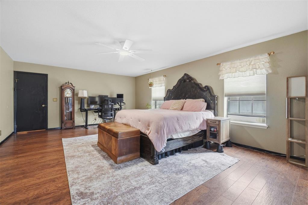 1310 Dalton Avenue Property Photo 25