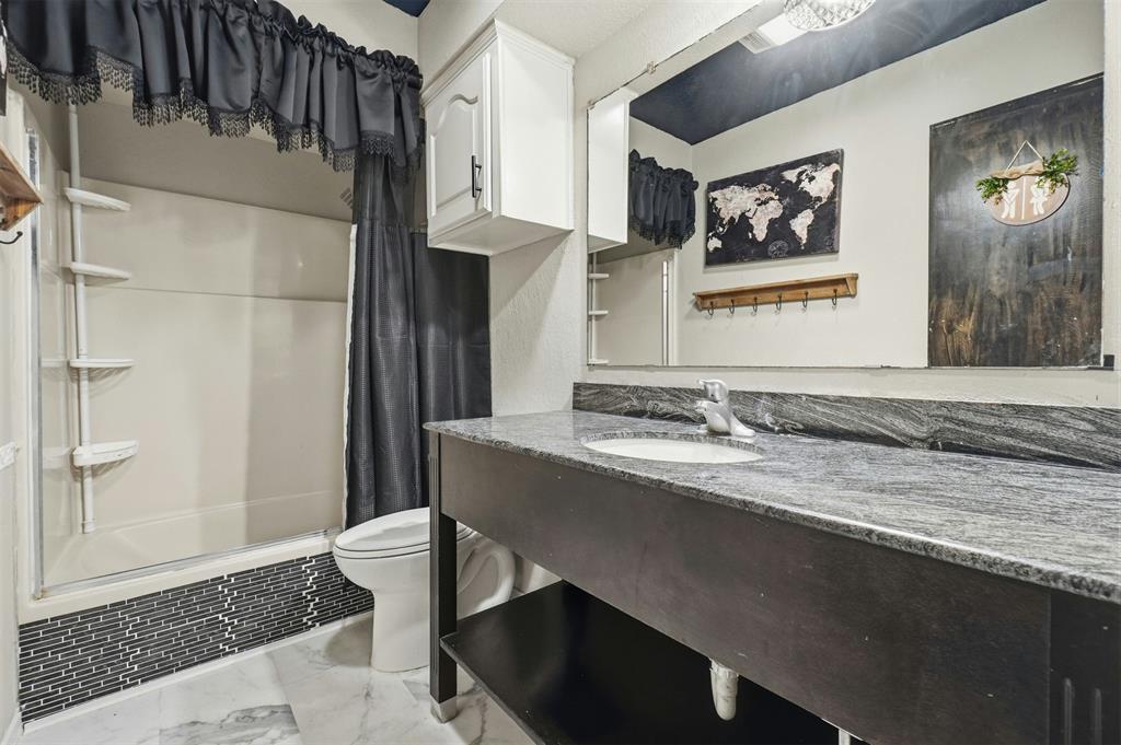 1310 Dalton Avenue Property Photo 35