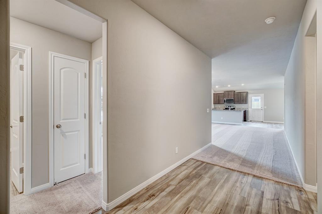1902 Palmatum Road Property Photo 2