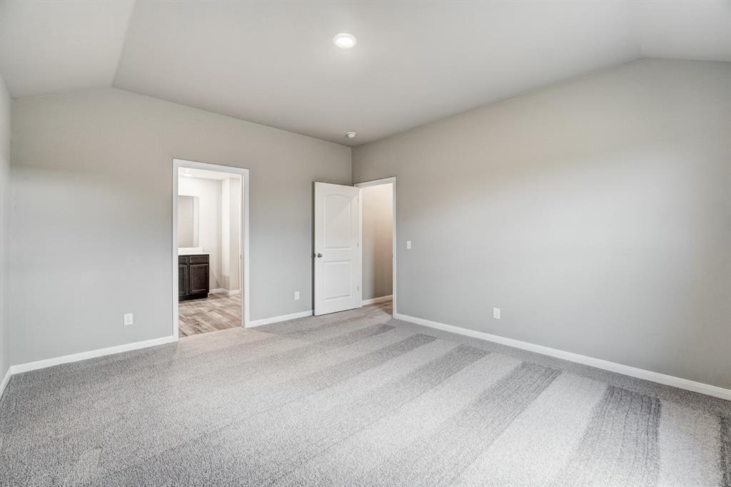 1902 Palmatum Road Property Photo 5