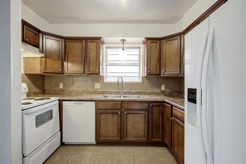 6413 Nw 63rd Street Property Photo 9