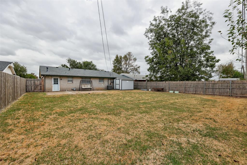 919 N Norman Avenue Property Photo 32