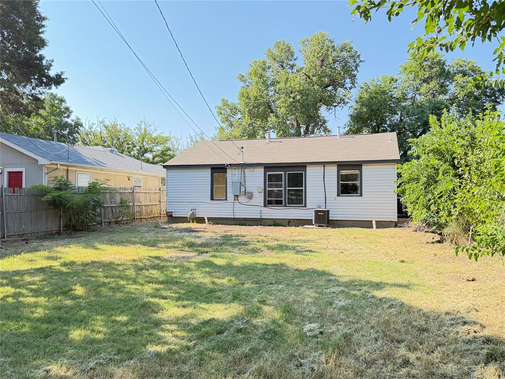 1405 Nw 94th Street Property Photo 16