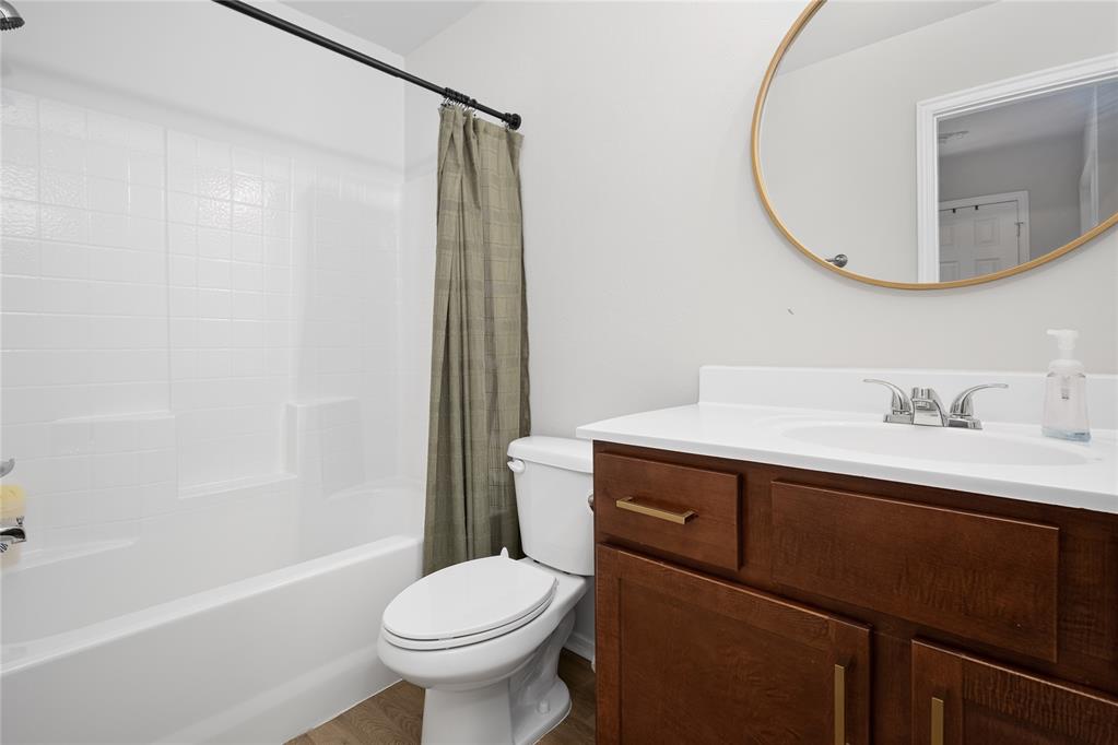 817 Twin Lakes Drive Property Photo 21