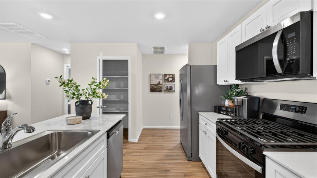 11516 Sw 38th Street Property Photo 8