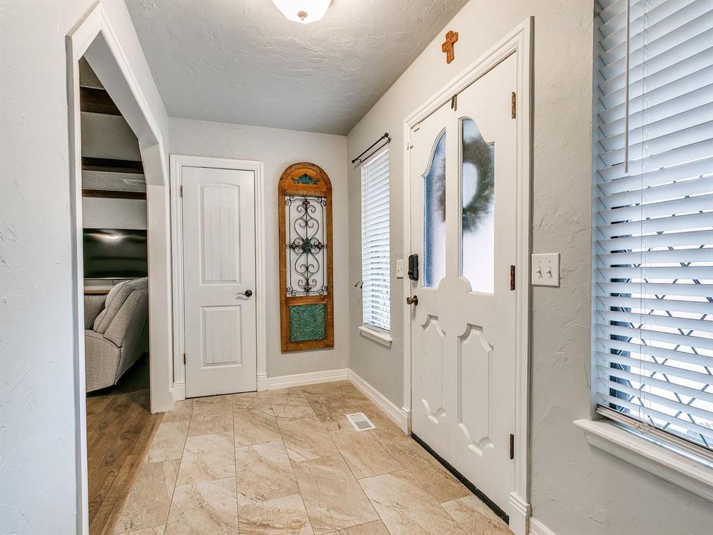 404 Ember Glow Property Photo 7