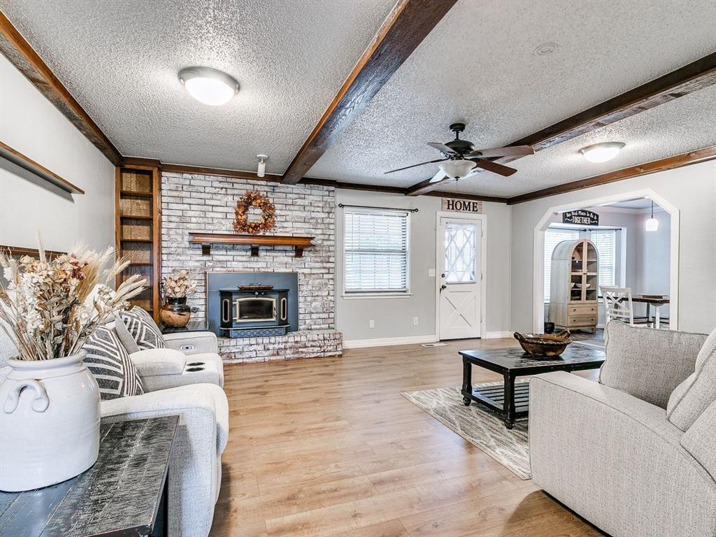 404 Ember Glow Property Photo 8