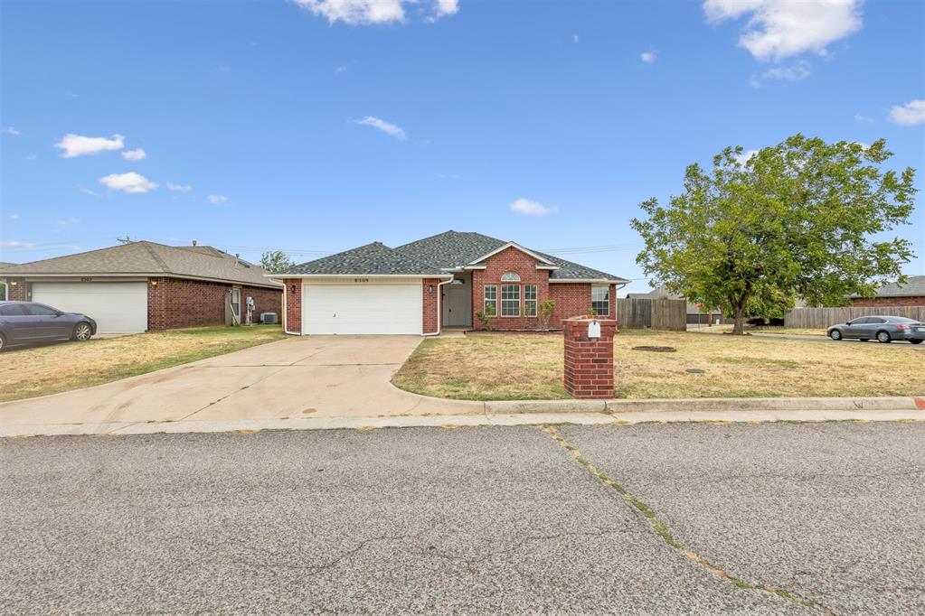 8509 Curtis Terrace Property Photo 3