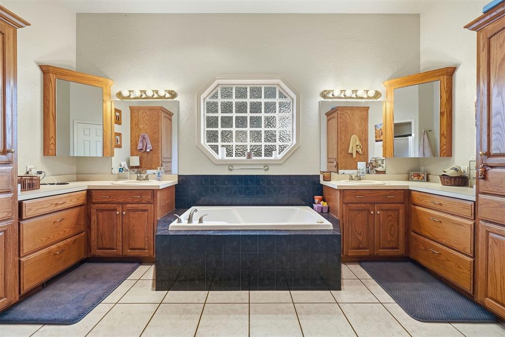 4 N Covey Street Property Photo 21