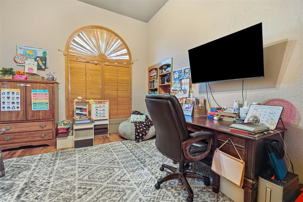 4 N Covey Street Property Photo 27