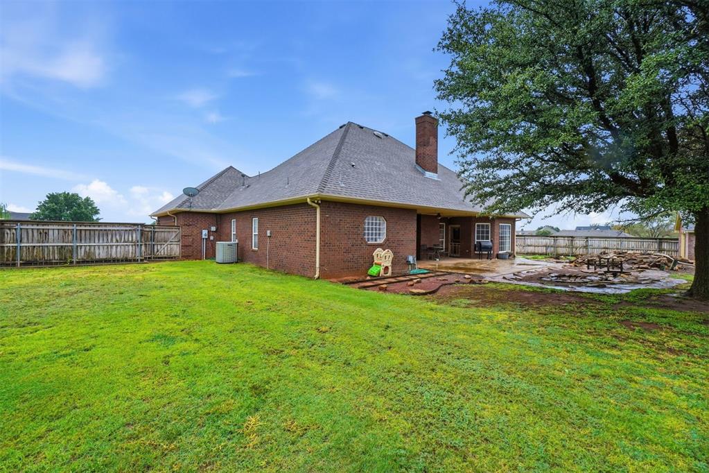 4 N Covey Street Property Photo 31