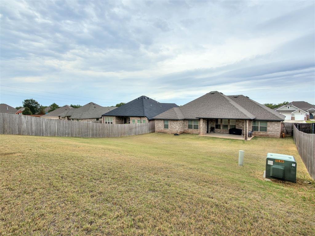 2424 Creekview Trail Property Photo 37