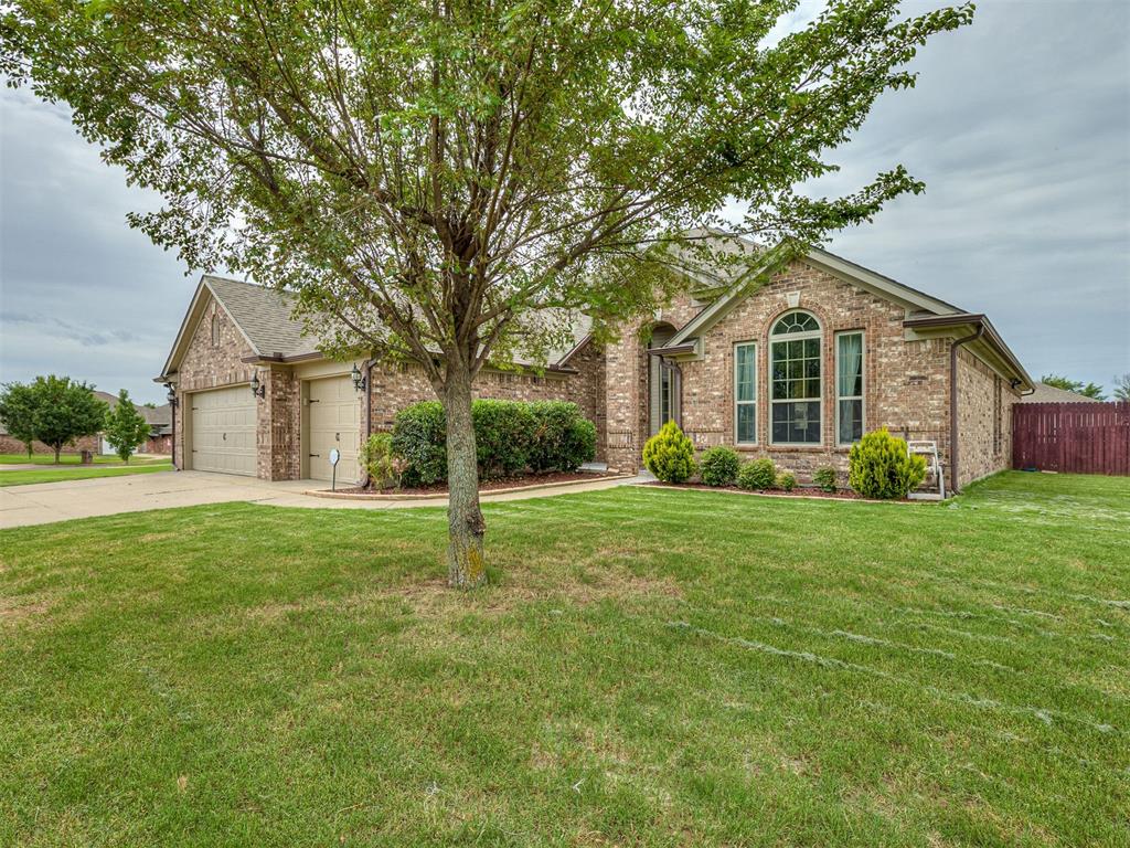 18501 El Greco Drive Property Photo 3