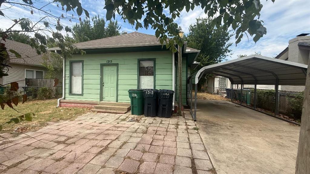 1215 Nw 31st Street Property Photo 1