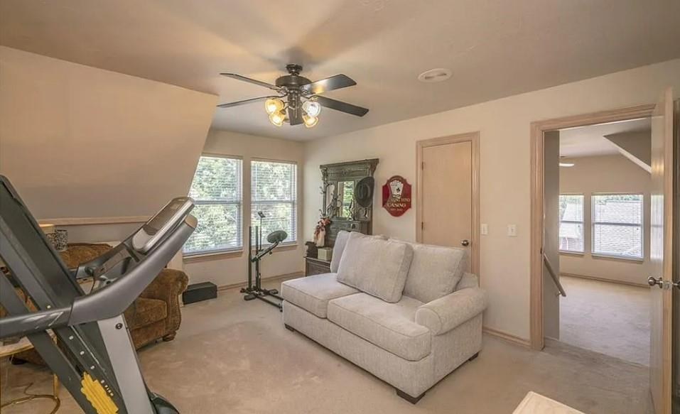716 Fox Bend Trail Property Photo 25