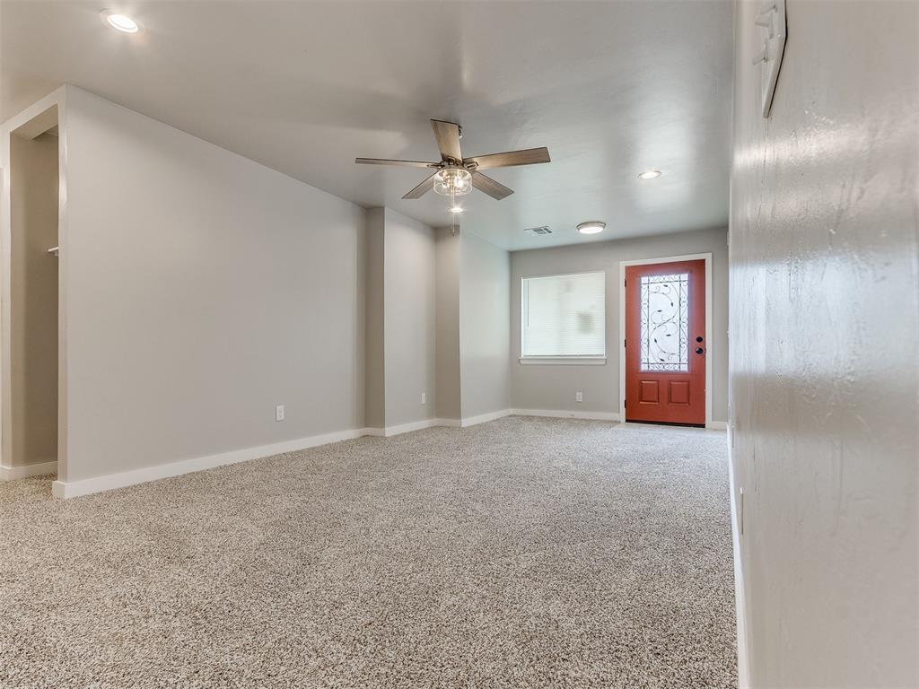 5220 Creekwood Terrace Property Photo 4
