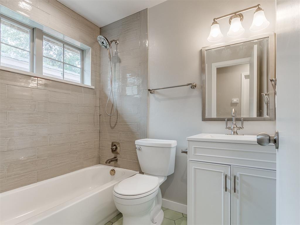 5220 Creekwood Terrace Property Photo 18