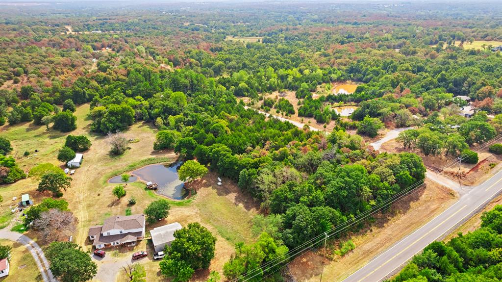 21152 Owens Drive Property Photo 4