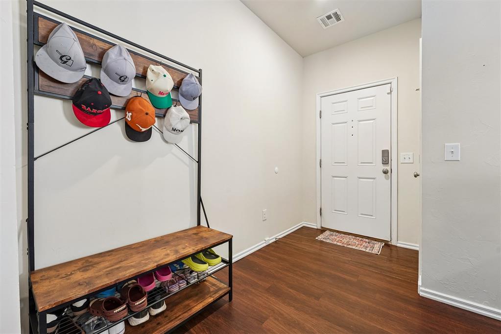 11105 Nw 98th Street Property Photo 6