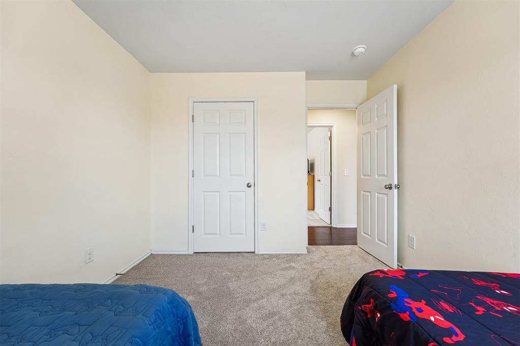 11105 Nw 98th Street Property Photo 24