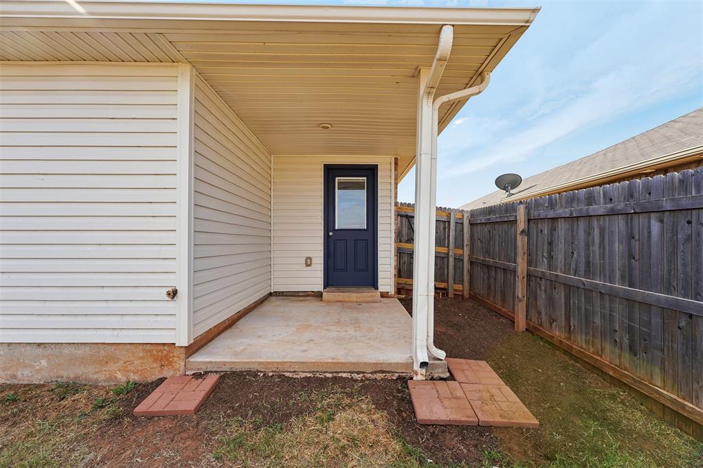 11105 Nw 98th Street Property Photo 31