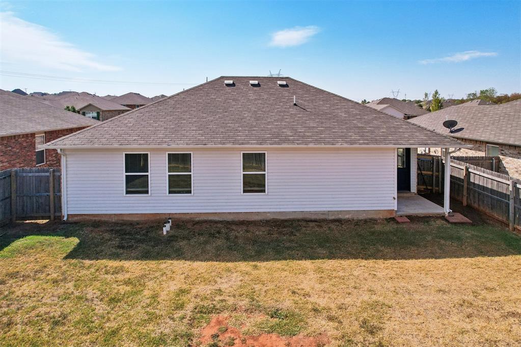 11105 Nw 98th Street Property Photo 43