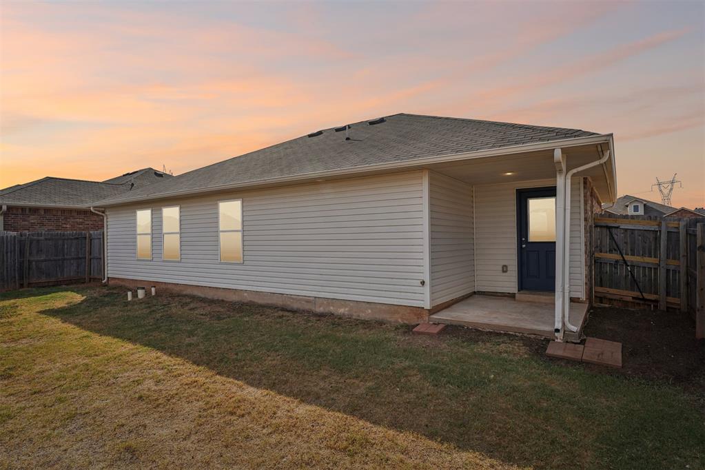 11105 Nw 98th Street Property Photo 45