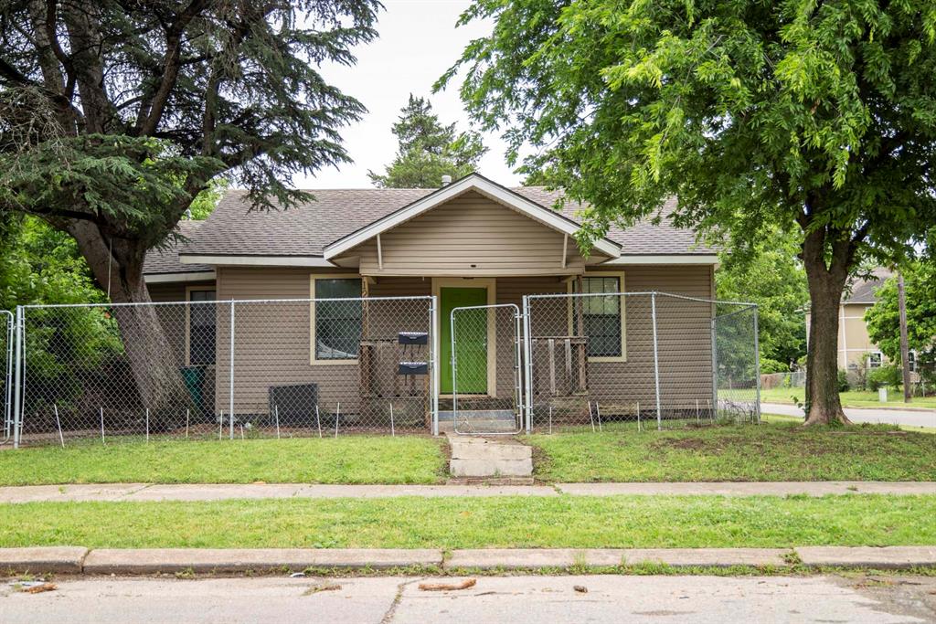 1200 Ne 19th Street Property Photo 2