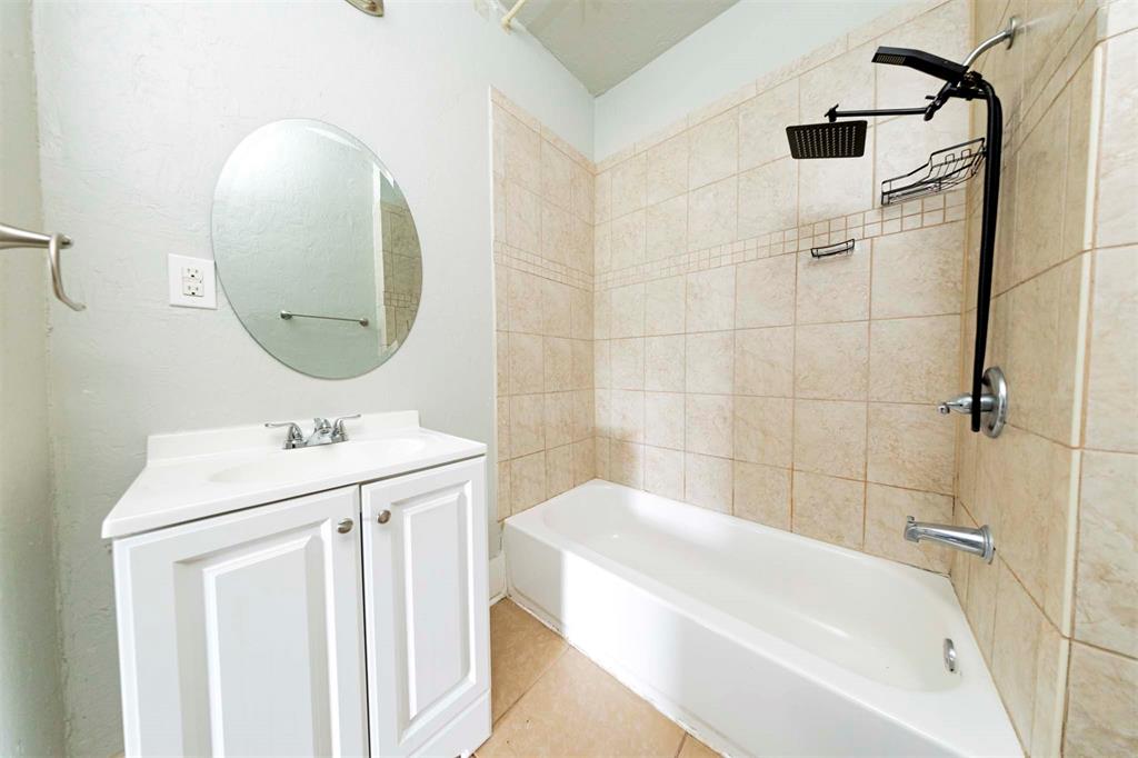 1200 Ne 19th Street Property Photo 10