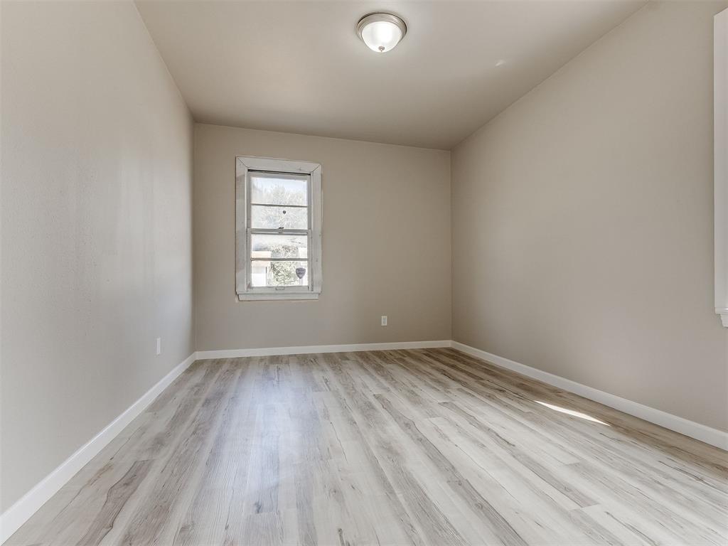 1116 W Hickory Lane Property Photo 10