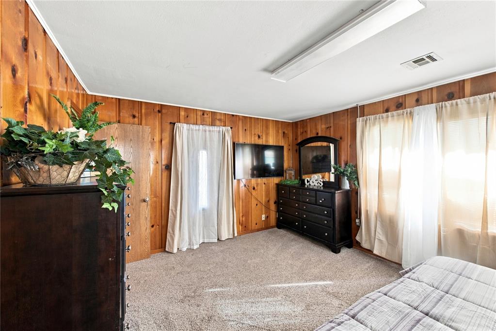 1119 Crestview Drive Property Photo 12