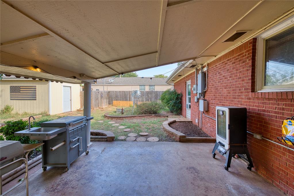 1119 Crestview Drive Property Photo 25