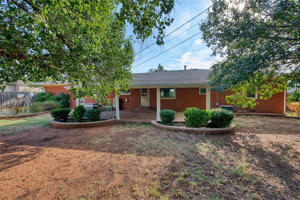 1119 Crestview Drive Property Photo 27