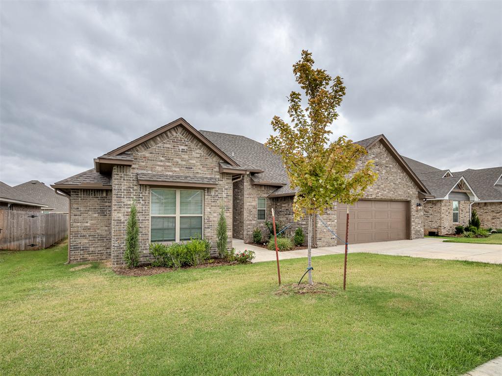 2904 Summit Hollow Circle Property Photo 4