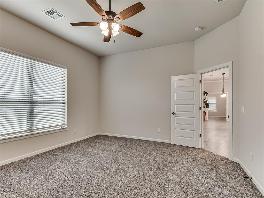 2904 Summit Hollow Circle Property Photo 24