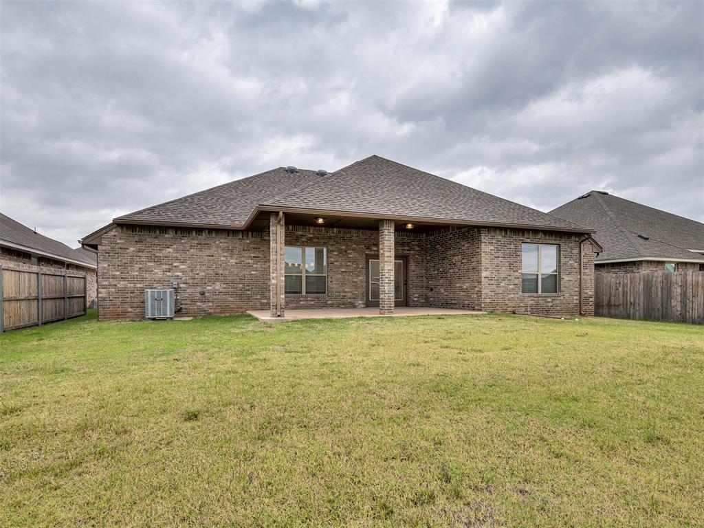 2904 Summit Hollow Circle Property Photo 29