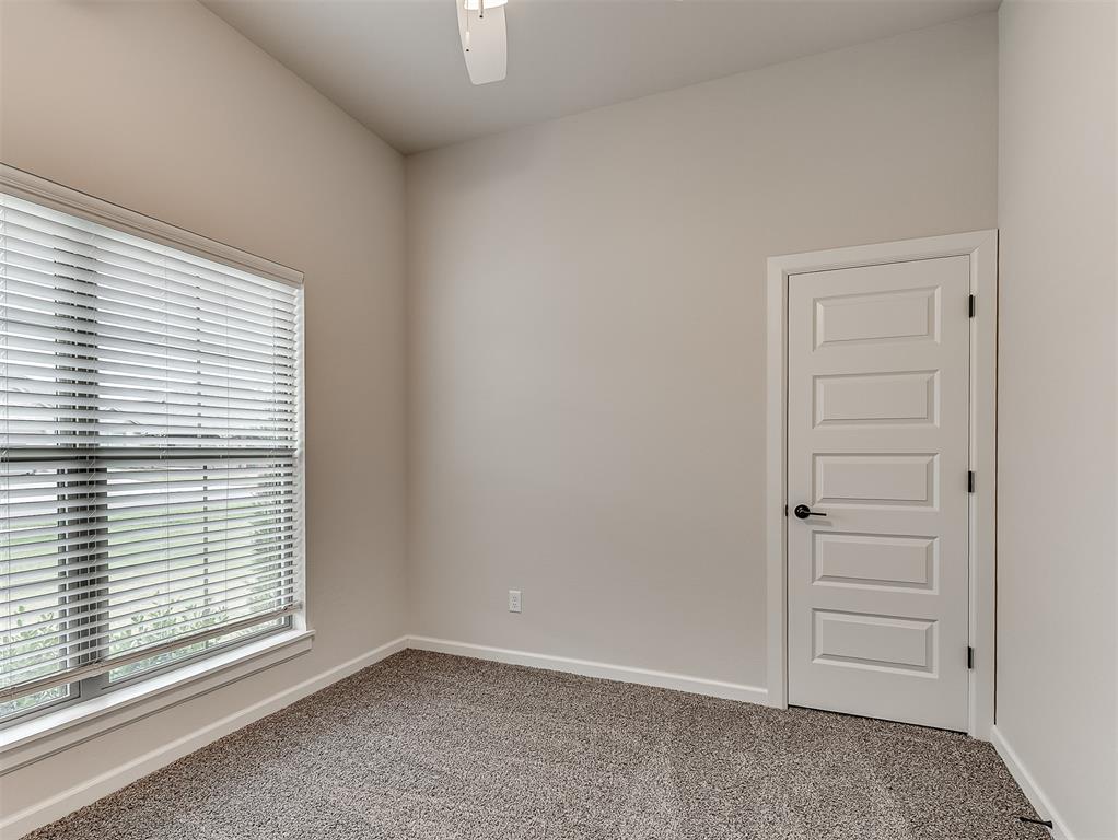 2904 Summit Hollow Circle Property Photo 46