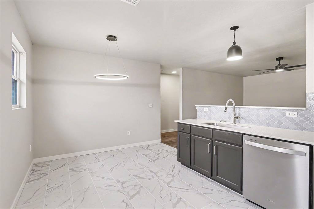 13609 Canton Way Property Photo 9